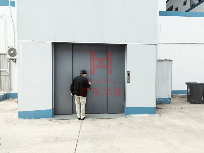 液压货梯